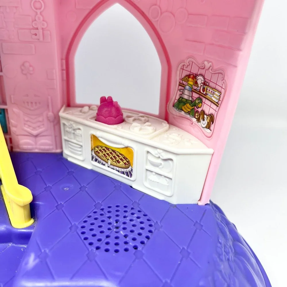 Vintage Fisher Price Little People Disney Princess Songs Palace‎ Musical Castle